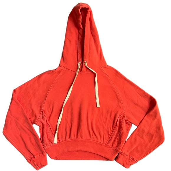 FOREVER 21 RED REWORKED CROPPED FLEECE RAGLAN PULLOVER HOODIE SIZE SMALL - Picture 3 of 9